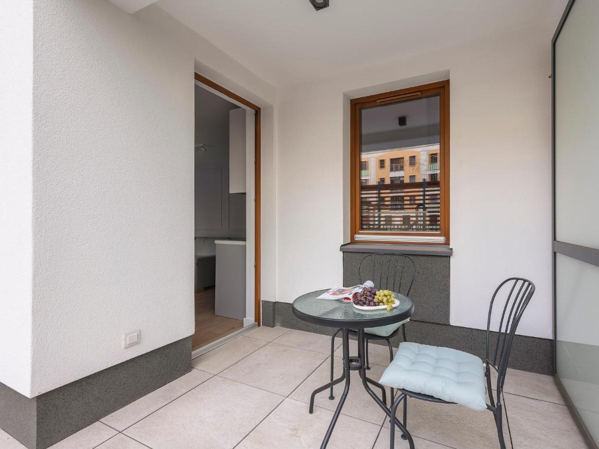 Yoursecondflat Grzybowska Metropoint Warszawa Eksteriør bilde